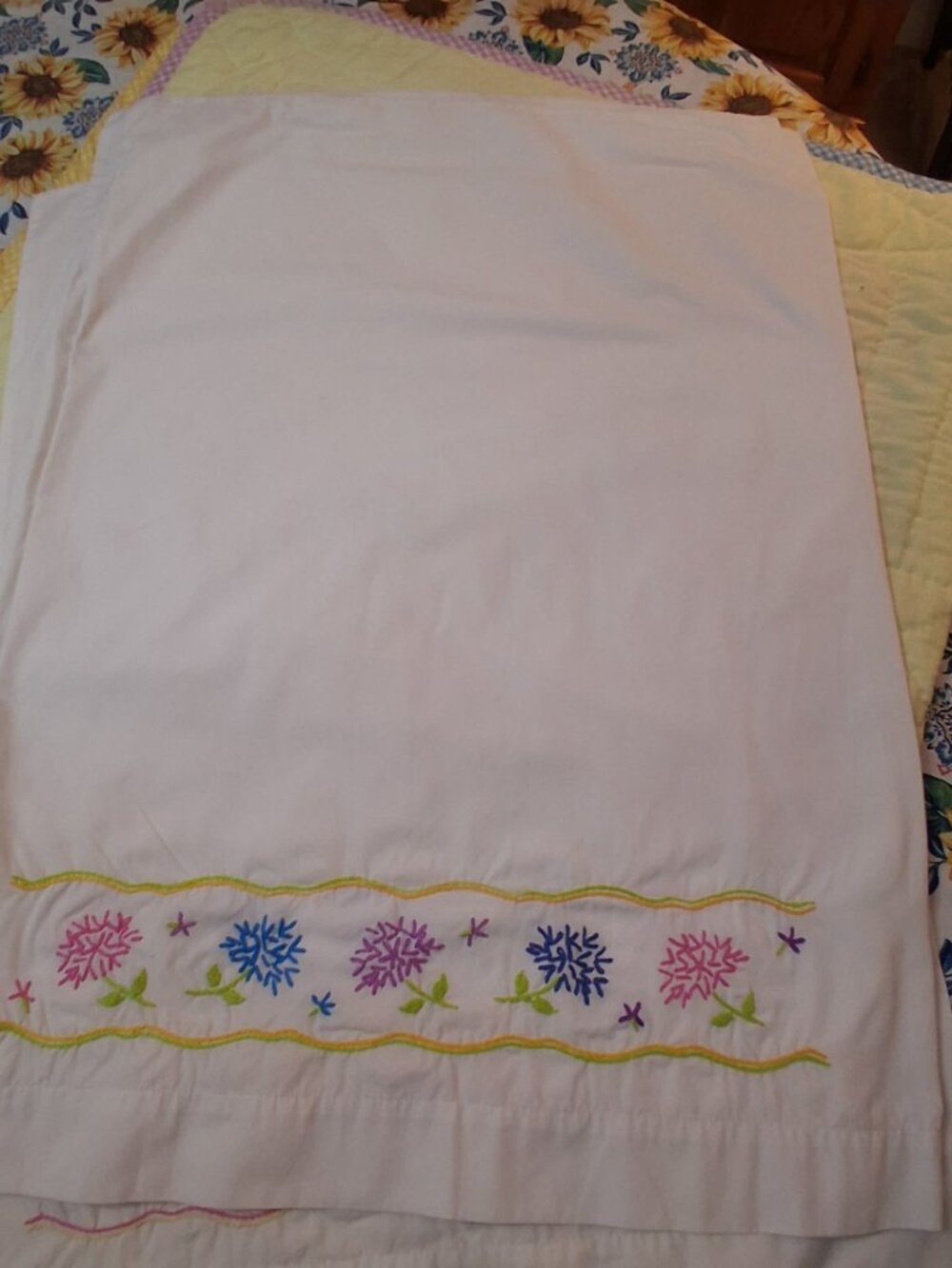 Embroidered Pillow Case (set of 3)